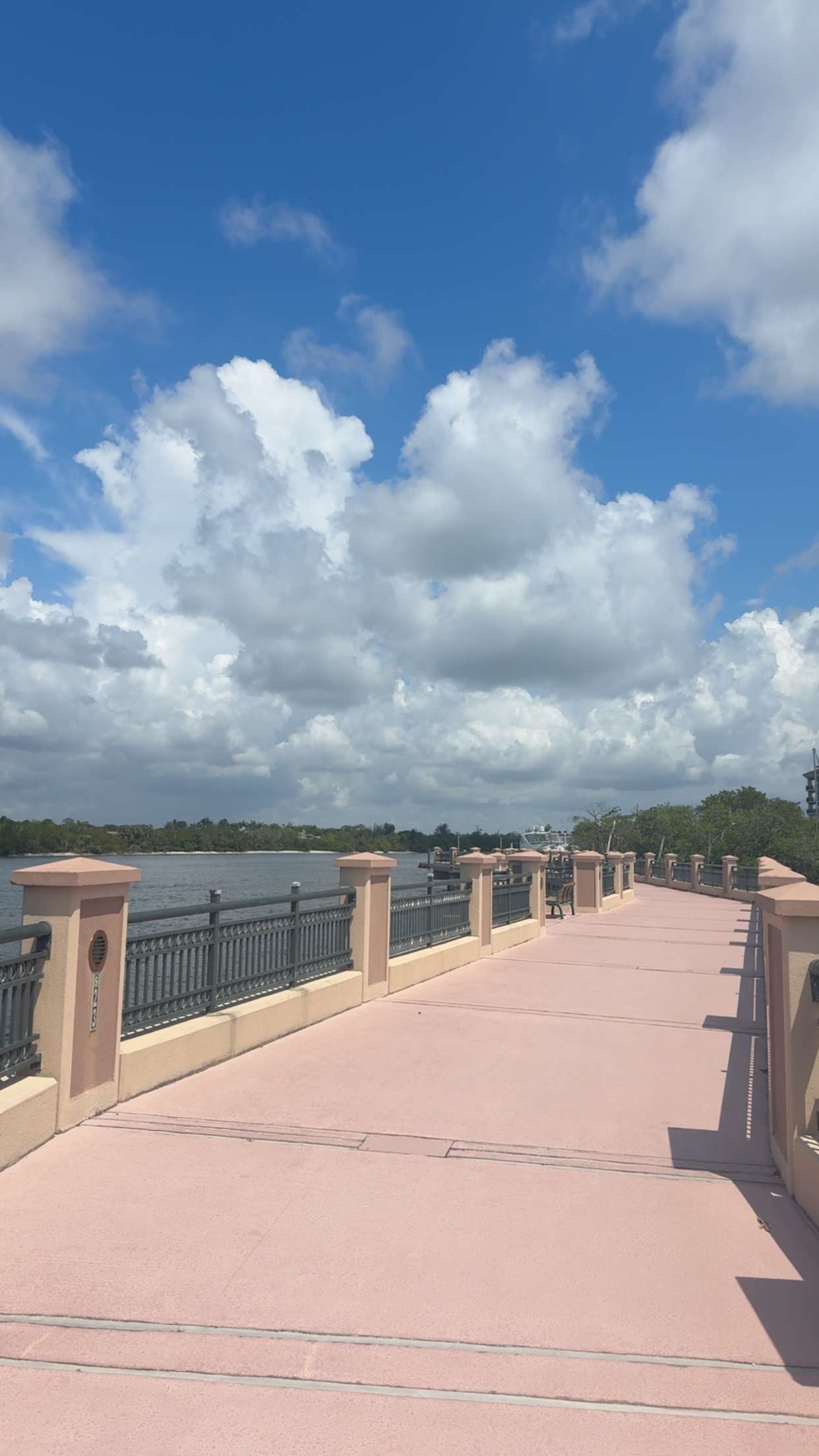 mia_sweitz snapchat image archive image