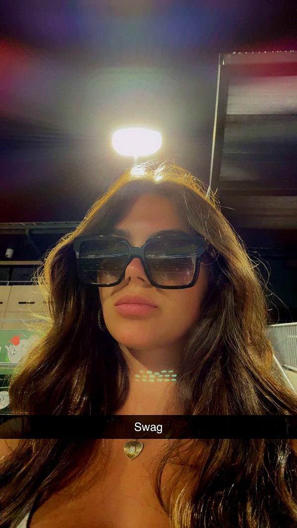 mia_sweitz image ~ Altpins