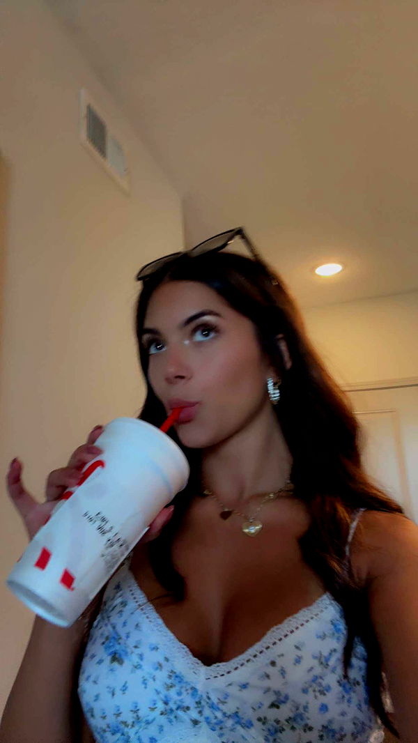 mia_sweitz image ~ Altpins