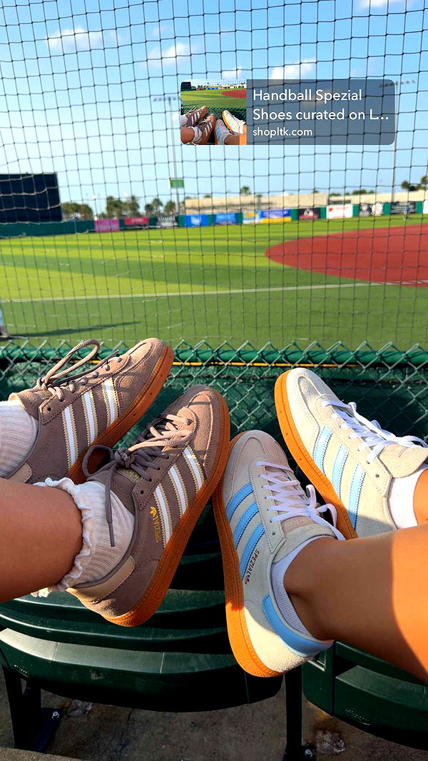 mia_sweitz image ~ Altpins