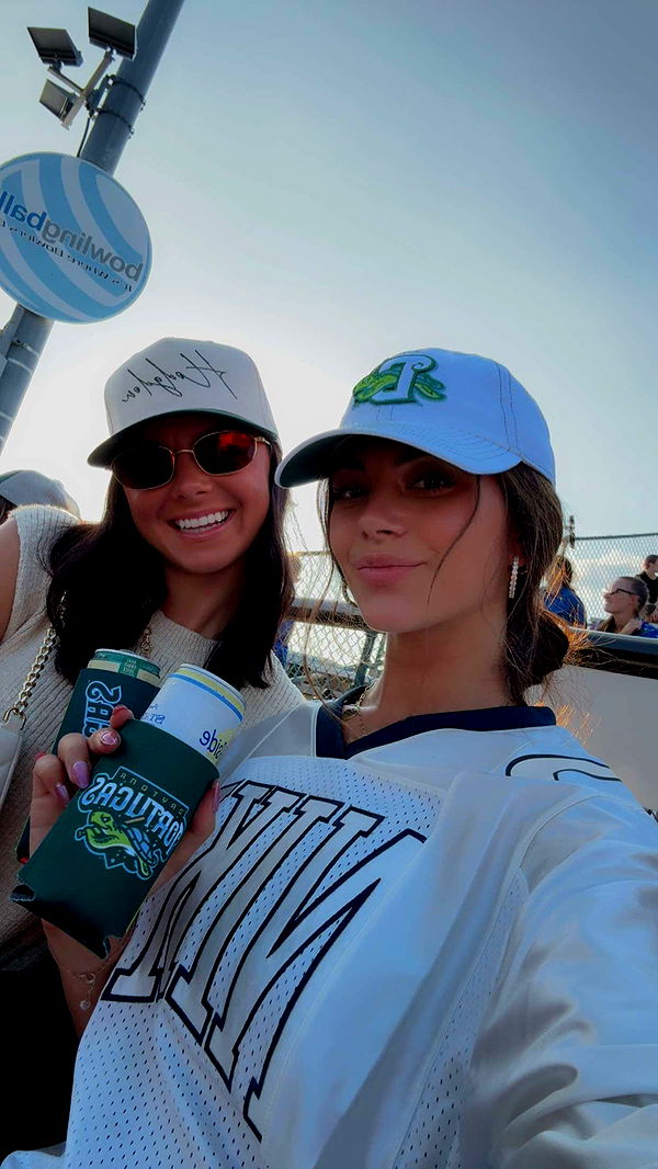 mia_sweitz image ~ Altpins