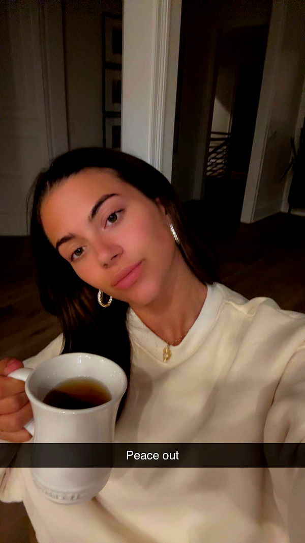 mia_sweitz image ~ Altpins