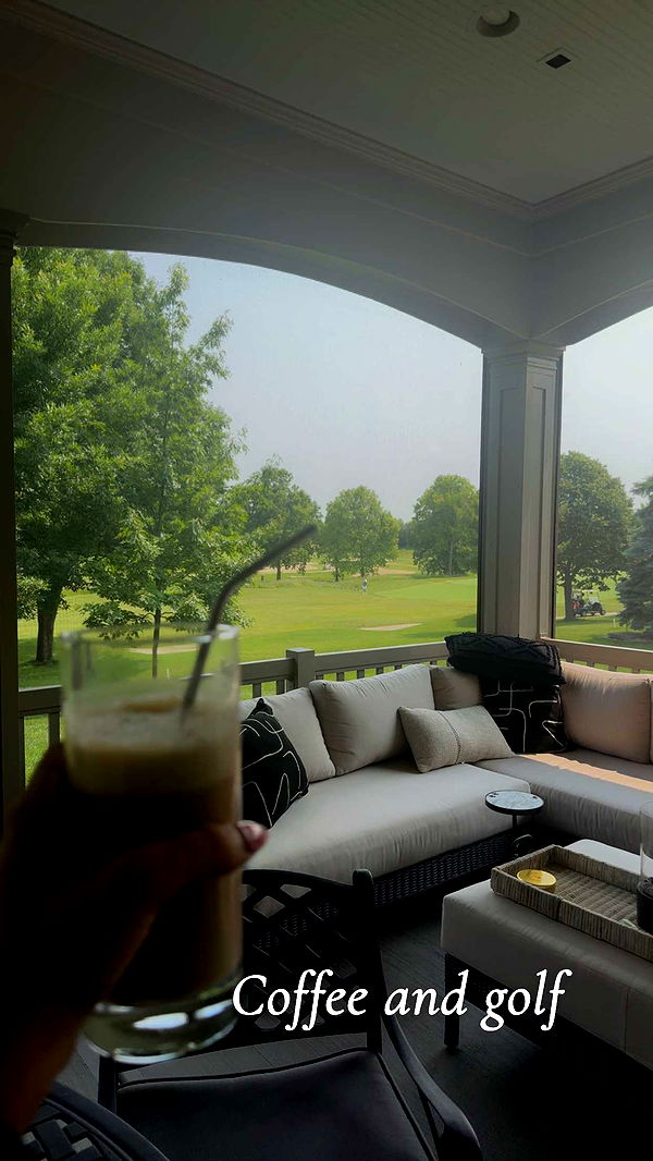 mia_sweitz image ~ Altpins