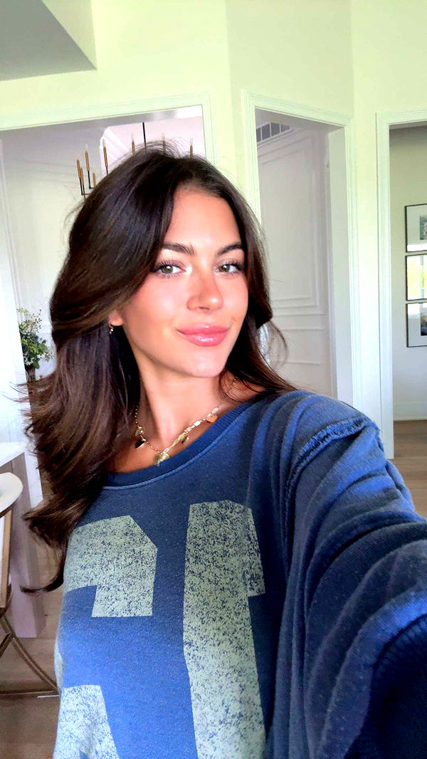 mia_sweitz image ~ Altpins