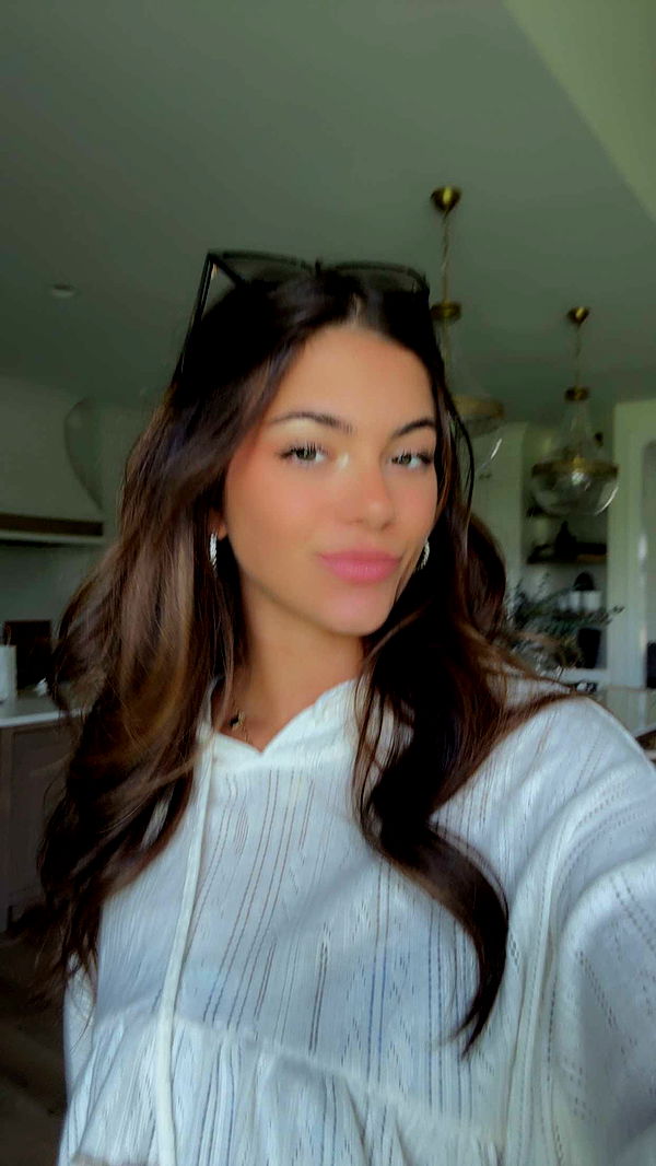 mia_sweitz image ~ Altpins