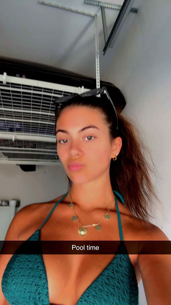 mia_sweitz image ~ Altpins