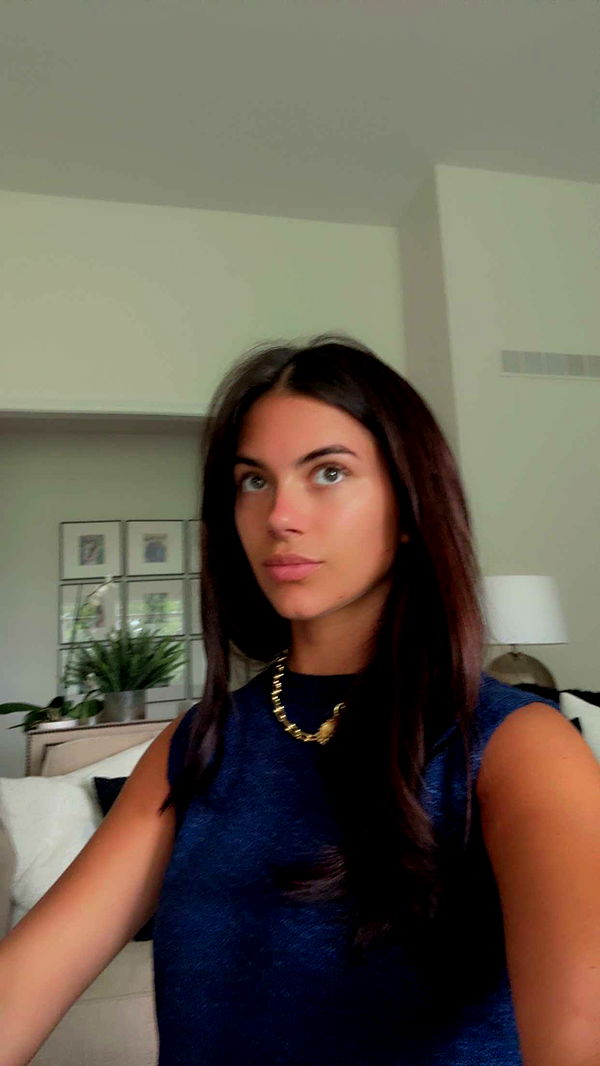 mia_sweitz image ~ Altpins