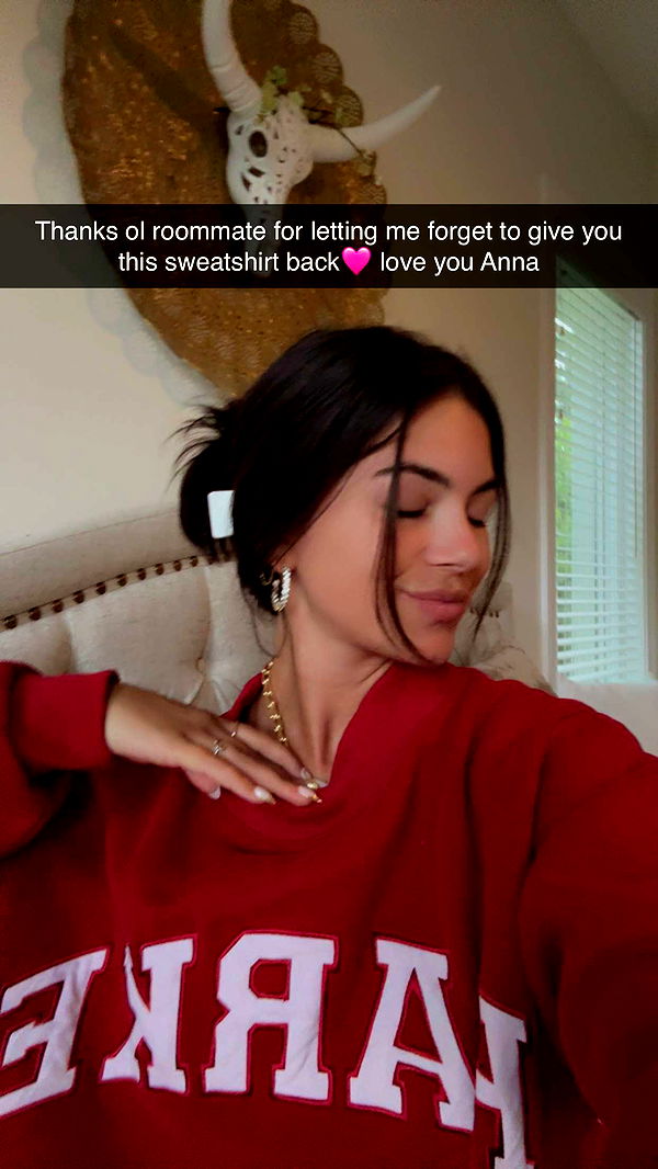 mia_sweitz image ~ Altpins