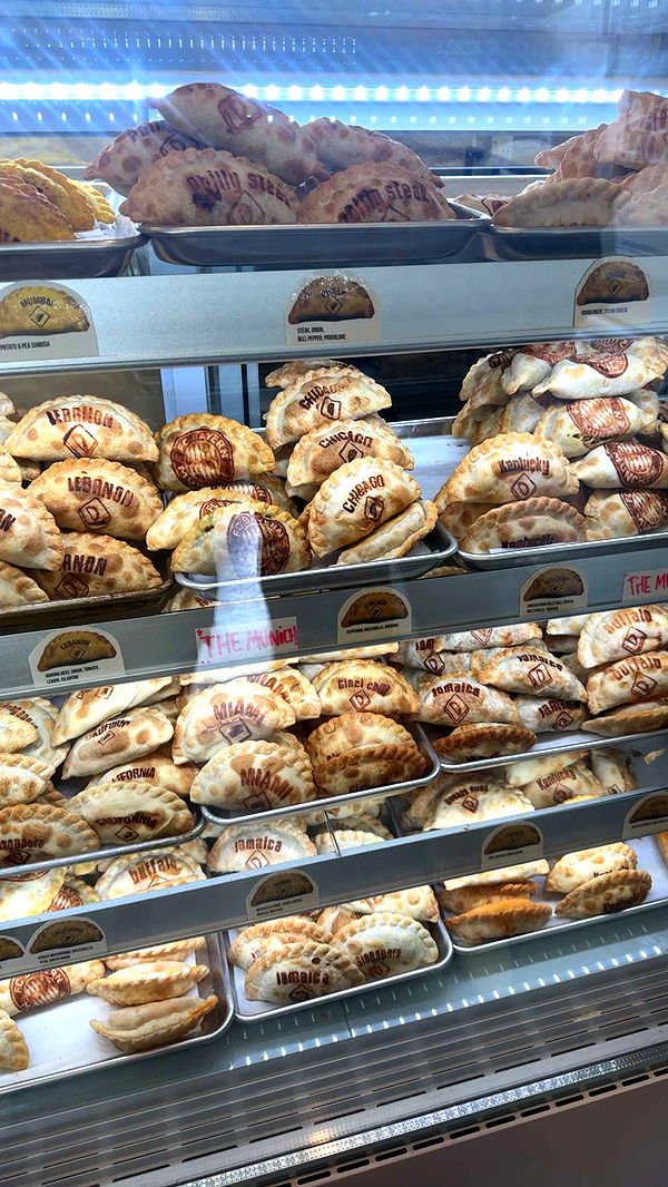 mia_sweitz image ~ Altpins