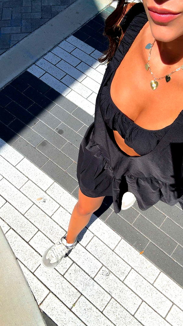 mia_sweitz image ~ Altpins