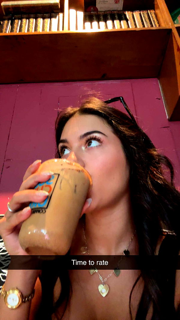 mia_sweitz image ~ Altpins