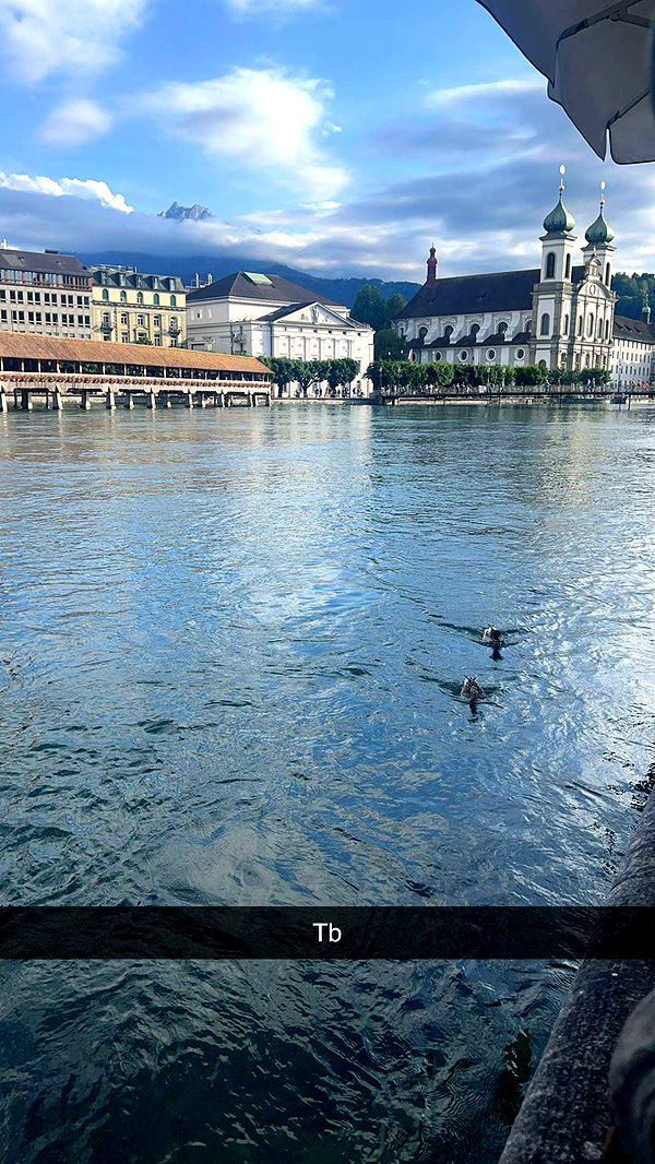 mia_sweitz image ~ Altpins