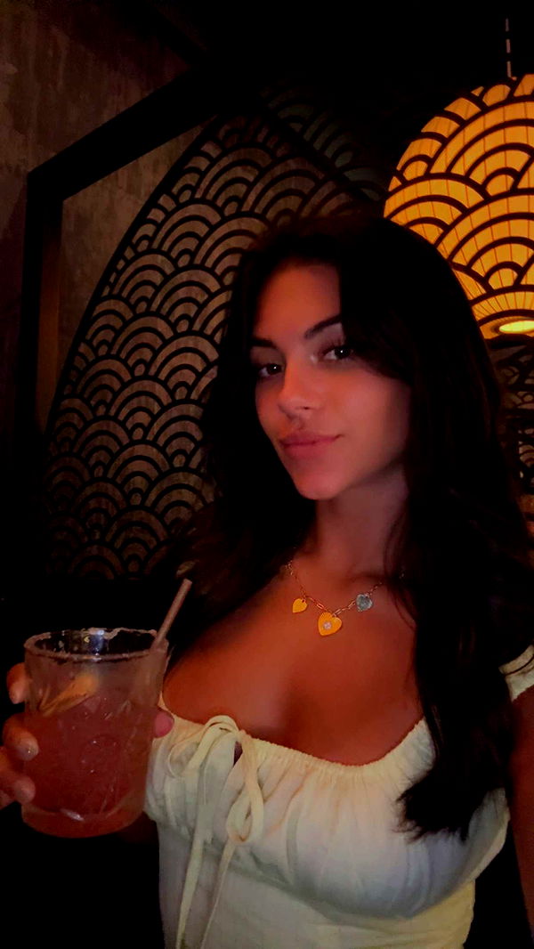 mia_sweitz image ~ Altpins