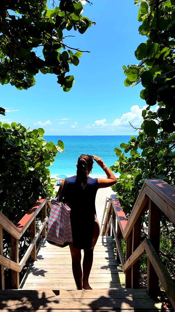 mia_sweitz image ~ Altpins