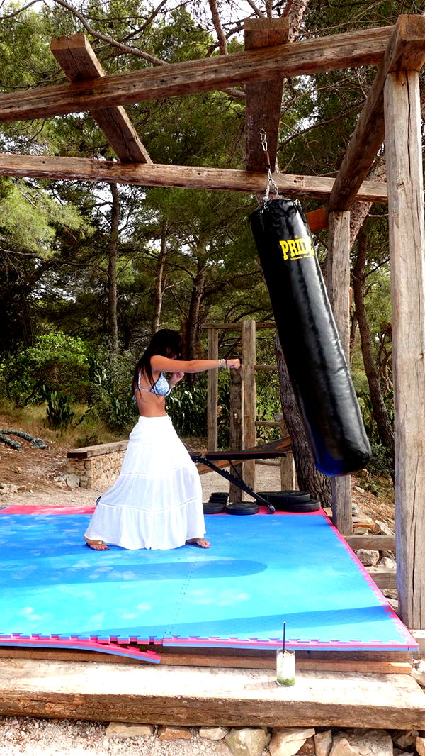 mia_sweitz image ~ Altpins