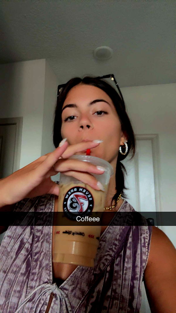 mia_sweitz image ~ Altpins