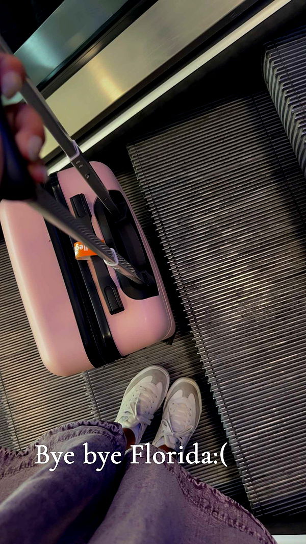 mia_sweitz image ~ Altpins