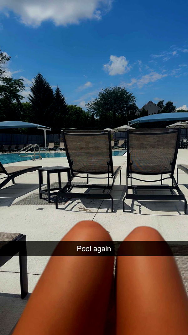 mia_sweitz image ~ Altpins