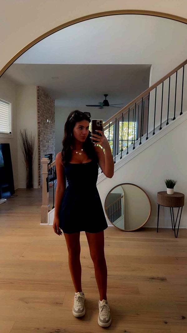 mia_sweitz image ~ Altpins