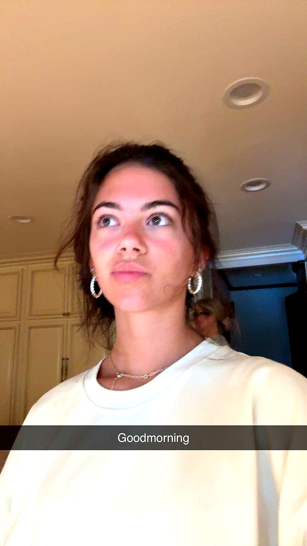 mia_sweitz image ~ Altpins