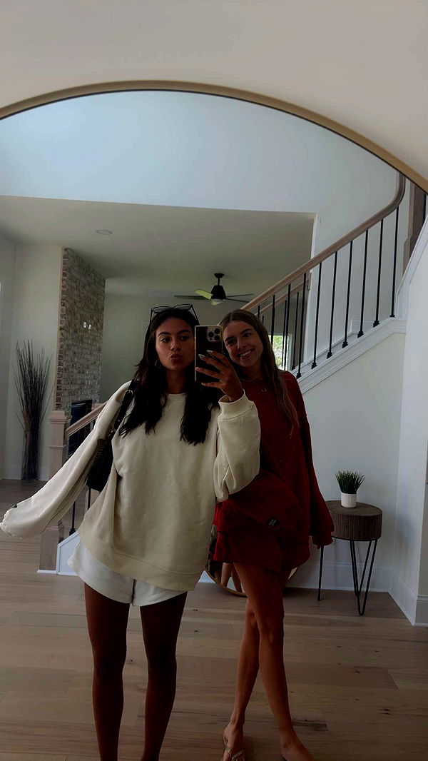 mia_sweitz image ~ Altpins