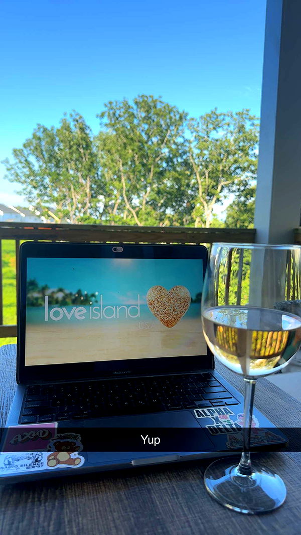 mia_sweitz image ~ Altpins