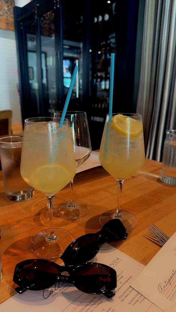 mia_sweitz image ~ Altpins