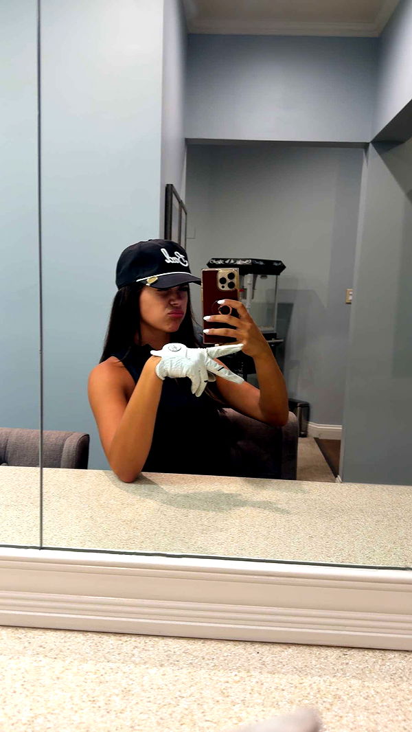 mia_sweitz image ~ Altpins