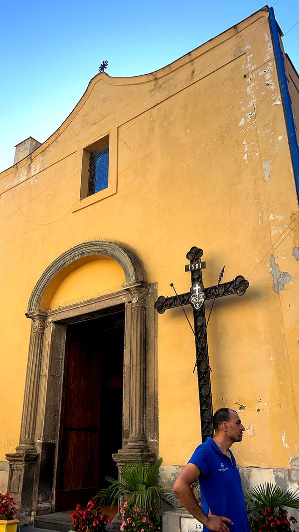 mia_sweitz image ~ Altpins