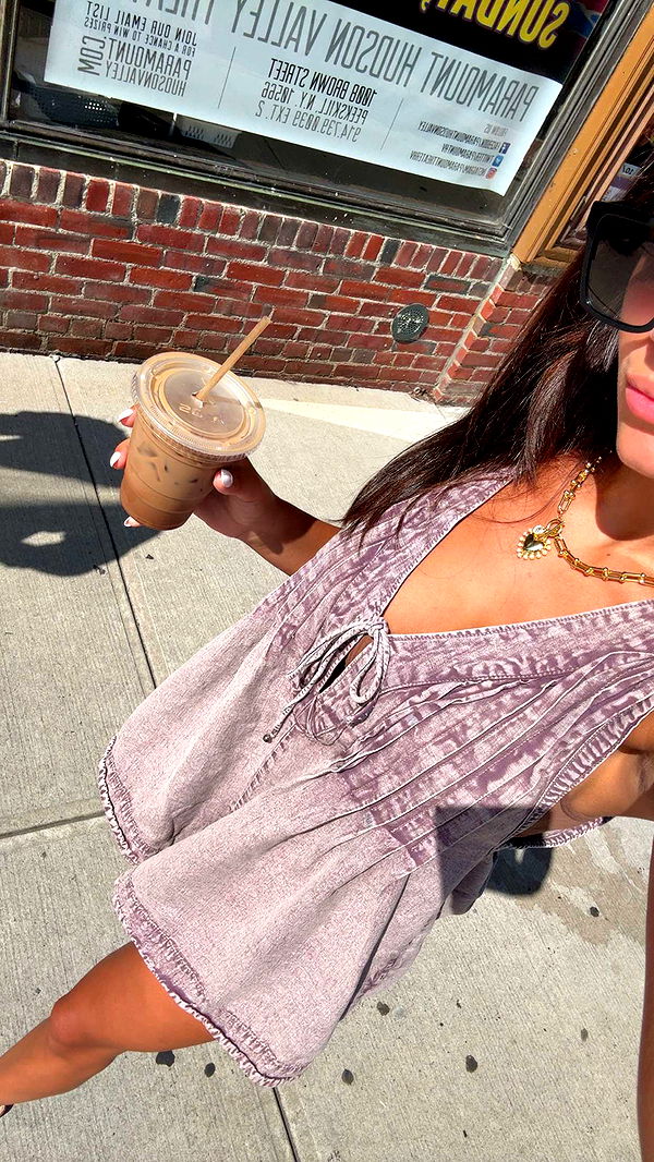 mia_sweitz image ~ Altpins