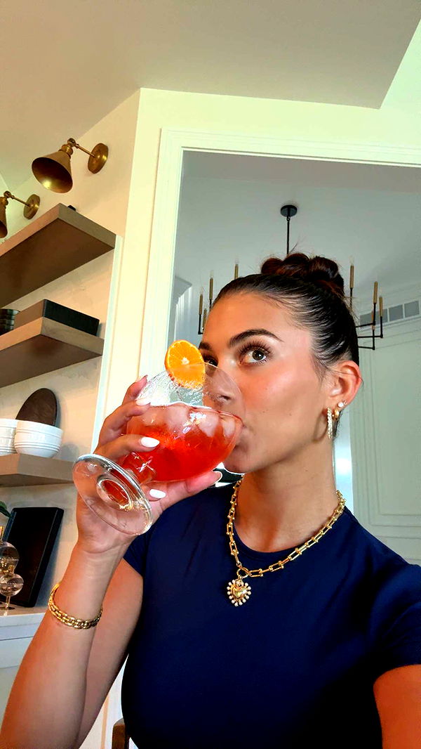 mia_sweitz image ~ Altpins