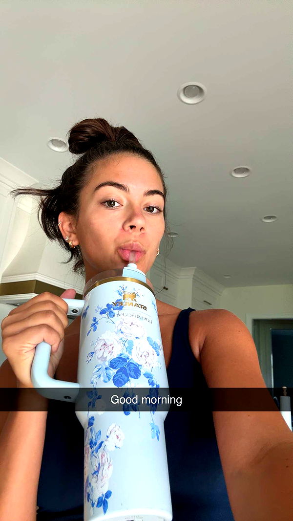 mia_sweitz image ~ Altpins