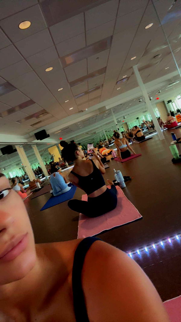 mia_sweitz image ~ Altpins