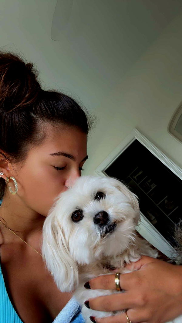 mia_sweitz image ~ Altpins