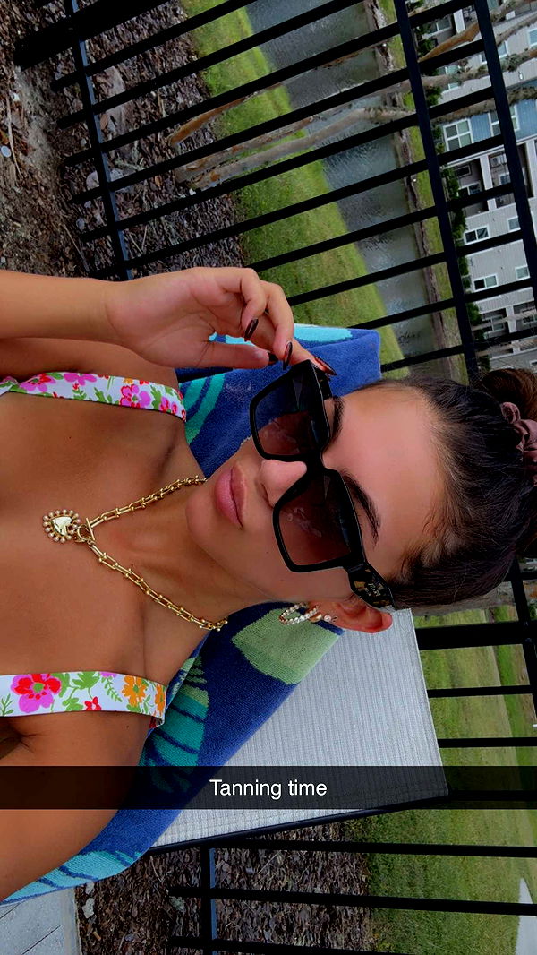 mia_sweitz image ~ Altpins