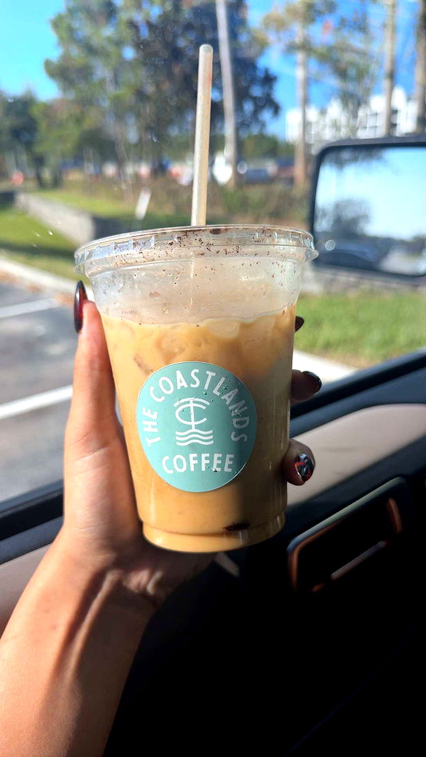 mia_sweitz image ~ Altpins