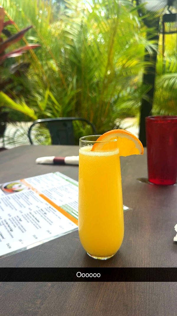 mia_sweitz image ~ Altpins