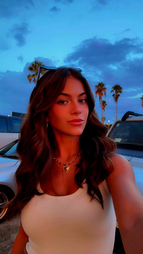 mia_sweitz image ~ Altpins