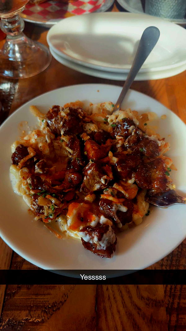 mia_sweitz image ~ Altpins