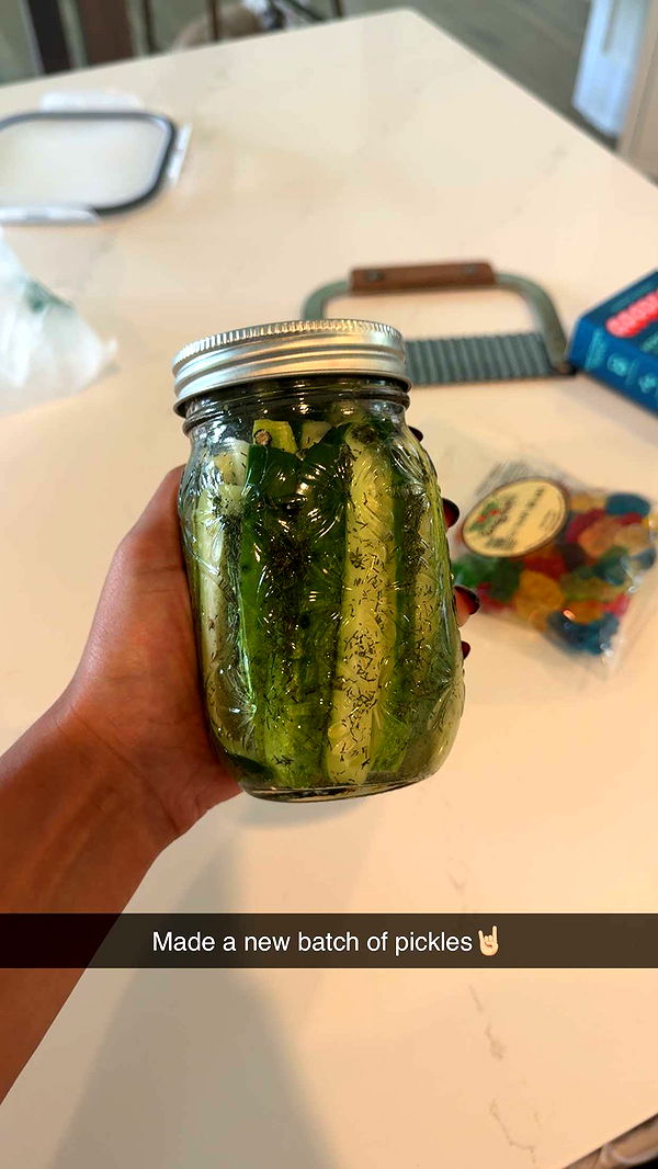 mia_sweitz image ~ Altpins