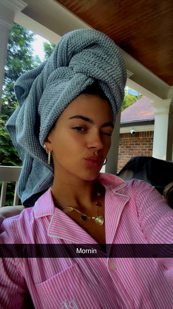 mia_sweitz image ~ Altpins