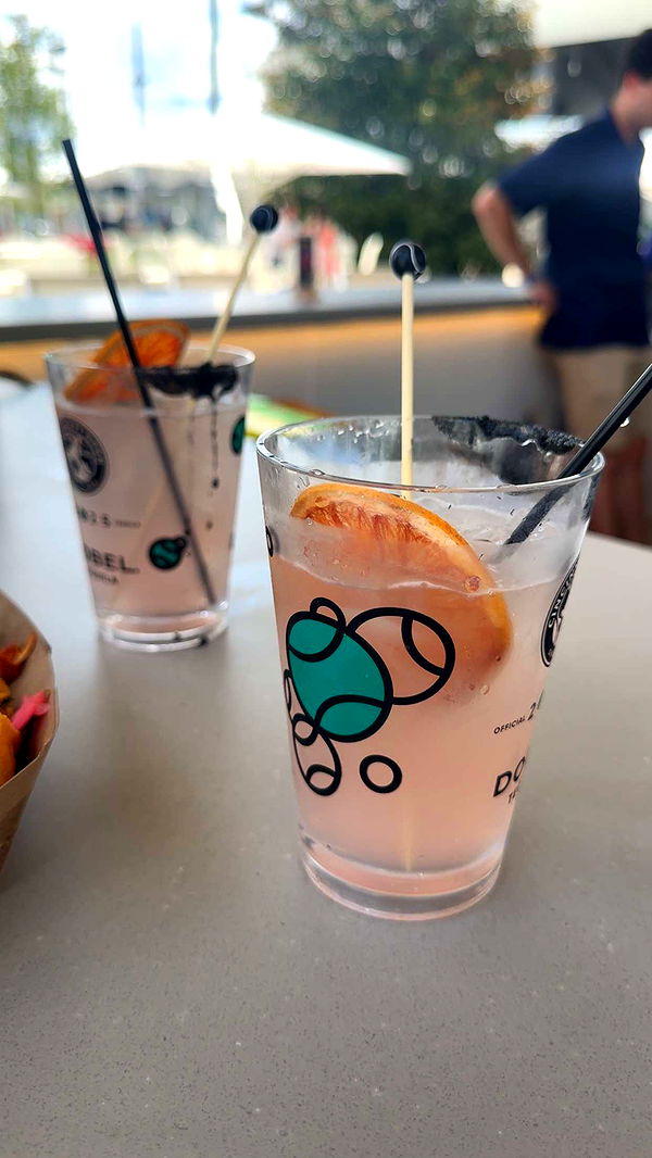 mia_sweitz image ~ Altpins