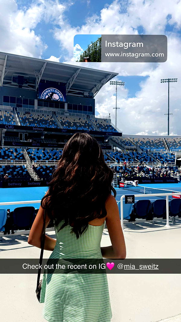 mia_sweitz image ~ Altpins