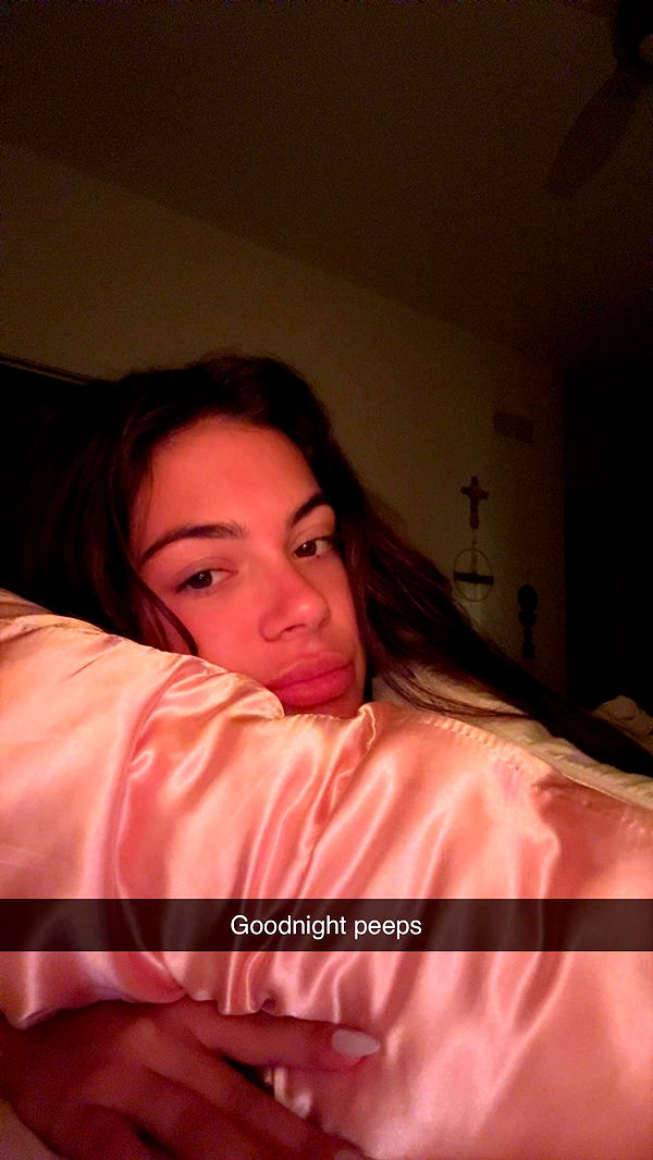 mia_sweitz image ~ Altpins