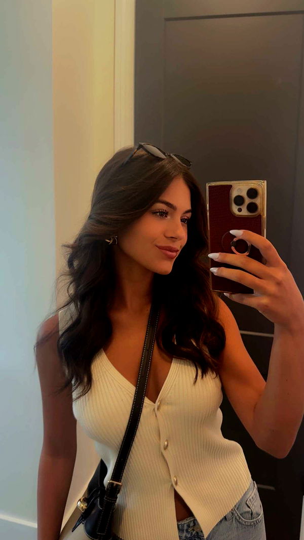 mia_sweitz image ~ Altpins