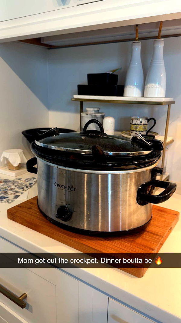 mia_sweitz image ~ Altpins