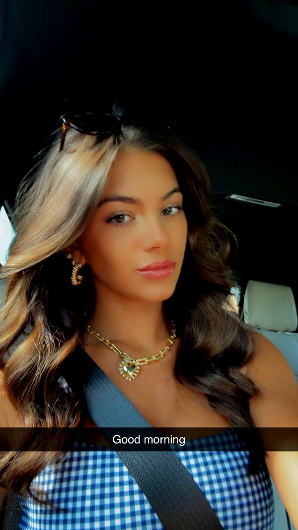 mia_sweitz image ~ Altpins