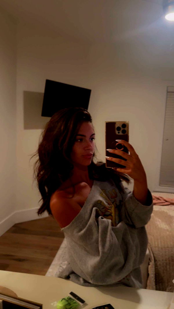 mia_sweitz image ~ Altpins