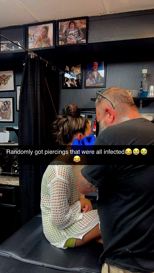 mia_sweitz image ~ Altpins