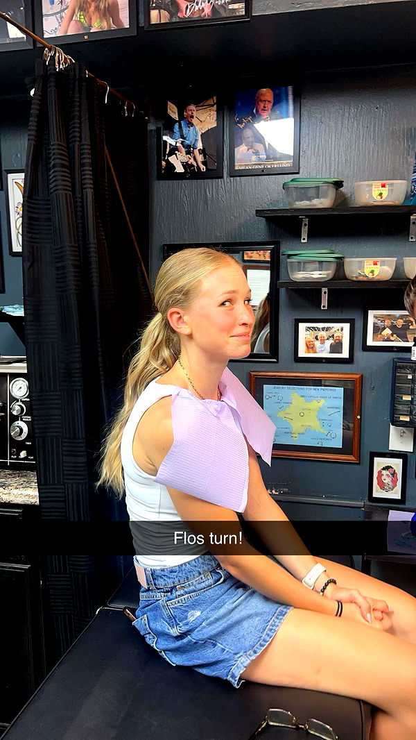 mia_sweitz image ~ Altpins